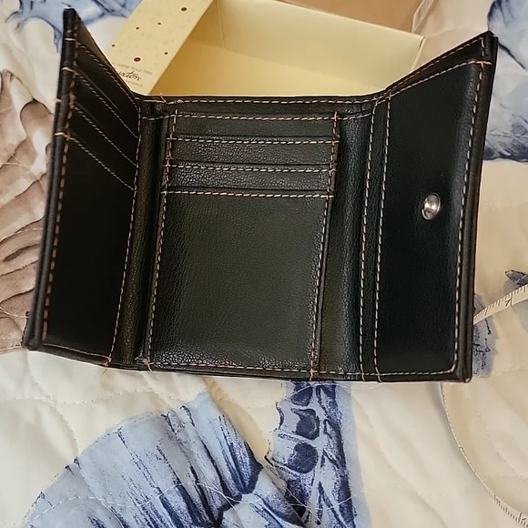 Buxton wallet - Picture 3 of 7